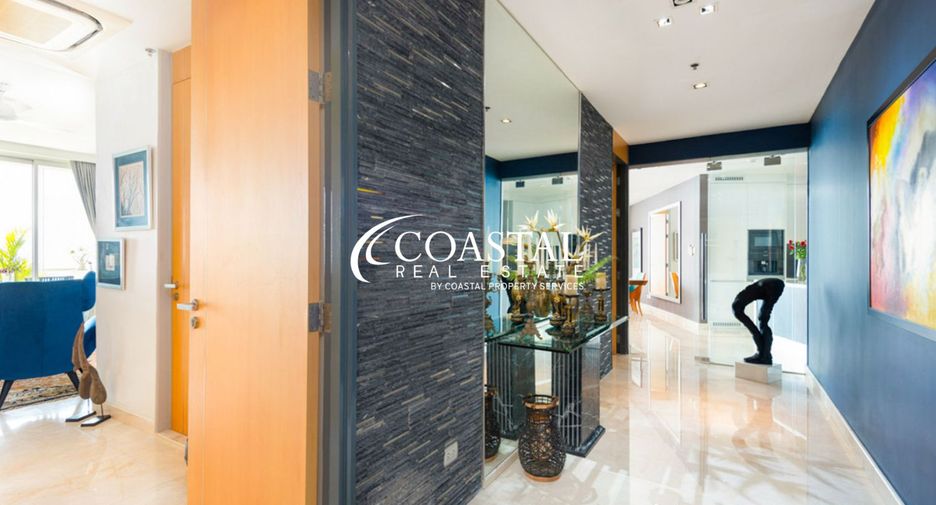 For sale 3 bedrooms condo in Bang Lamung, Chonburi