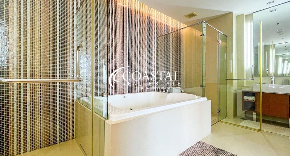 For sale 2 bedrooms condo in Bang Lamung, Chonburi