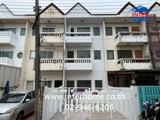 For sale 4 bedrooms townhouse in Bang Khen, Bangkok
