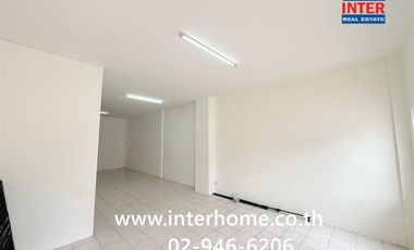 For sale 4 bedrooms townhouse in Bang Khen, Bangkok