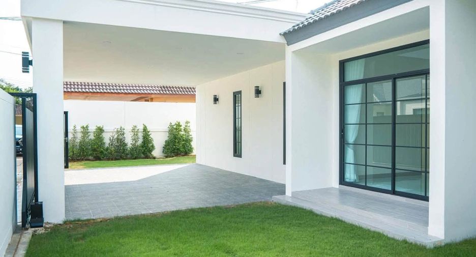 À vendre 4 chambres villa à Bang Lamung, Chonburi