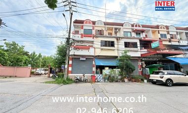 For sale 4 bedrooms retail Space in Bang Khae, Bangkok