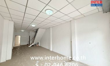 For sale 4 bedrooms retail Space in Bang Khae, Bangkok
