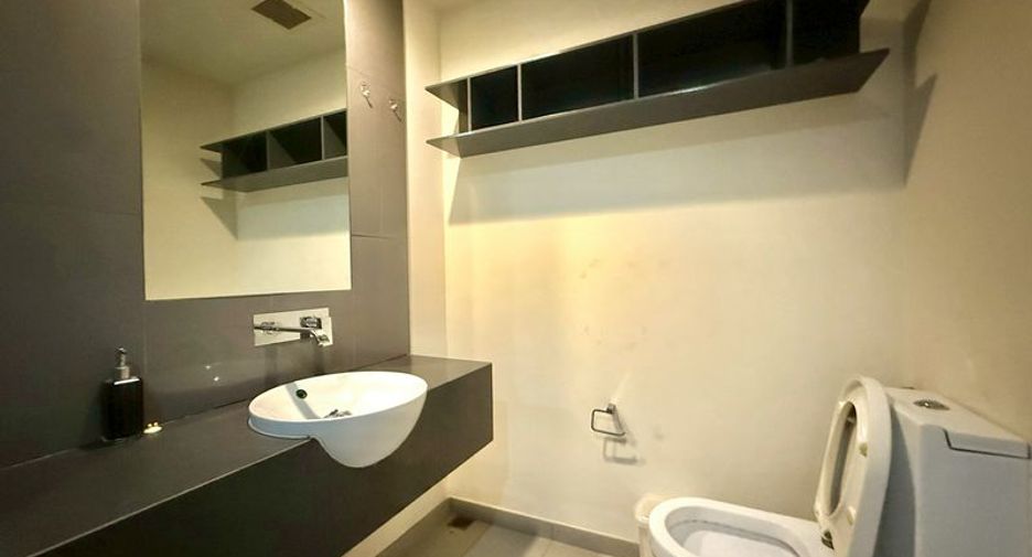 Condo en alquiler de 2 habitaciones en Bang Lamung, Chonburi