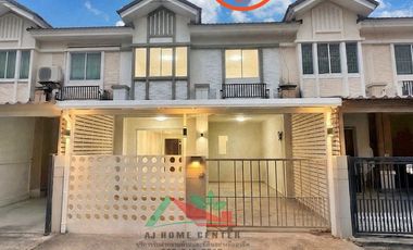 Reihenhaus zum Kauf mit 3 Zimmer in Sai Mai, Bangkok