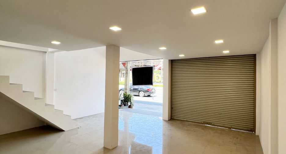 For rent and for sale retail Space in Sai Mai, Bangkok