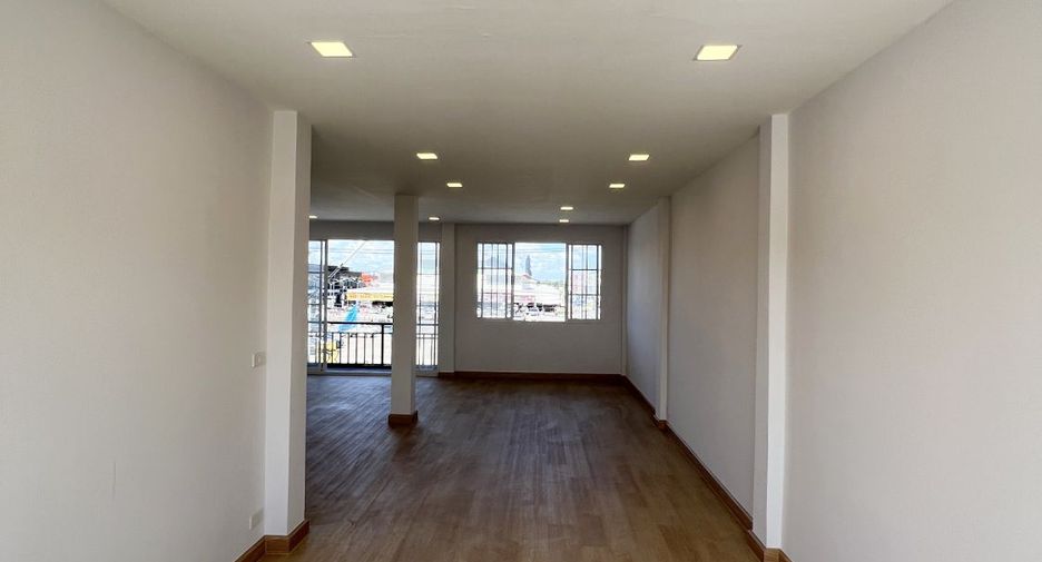 For rent and for sale retail Space in Sai Mai, Bangkok