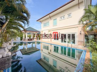 Villa en venta de 4 habitaciones en Bang Lamung, Chonburi