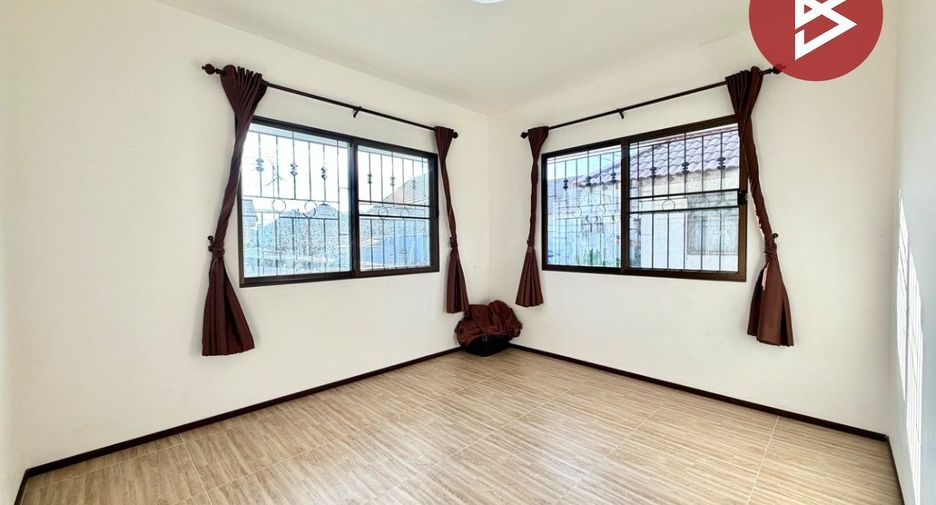出售 3 卧室 独立屋 在 Mueang Chon Buri, Chon Buri