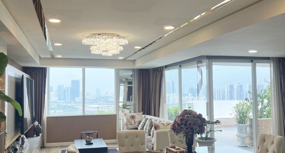À louer 2 chambres condo à Huai Khwang, Bangkok