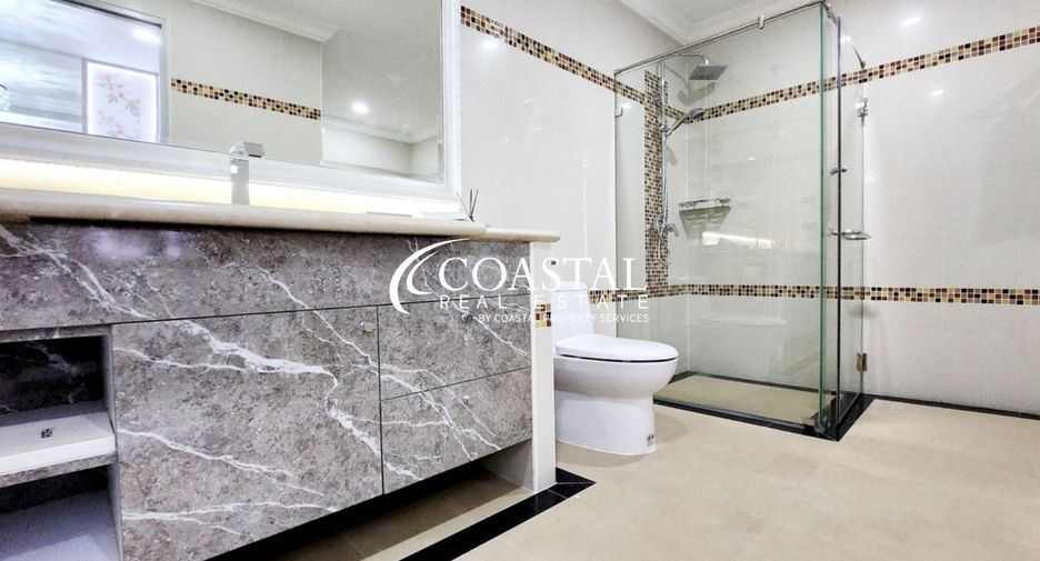 Condo en venta de 3 habitaciones en Bang Lamung, Chonburi