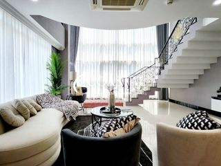 For sale 3 bedrooms condo in Bang Lamung, Chonburi