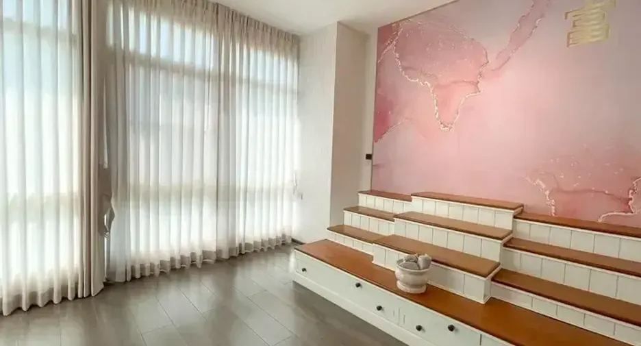 Casa en venta de 5 habitaciones en Nong Khaem, Bangkok