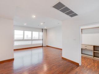 Condo en alquiler de 3 habitaciones en Pak Kret, Nonthaburi