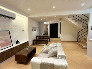 For sale 3 bedrooms townhouse in Chatuchak, Bangkok