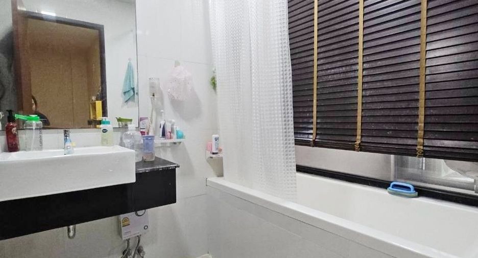 For sale 2 bedrooms condo in Mueang Chon Buri, Chonburi