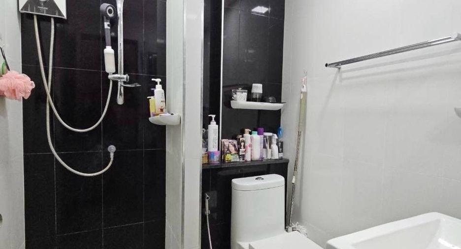 For sale 2 bedrooms condo in Mueang Chon Buri, Chonburi