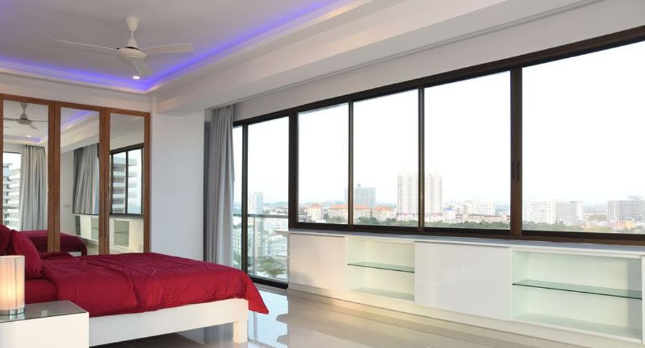 For sale 3 bedrooms apartment in Bang Lamung, Chonburi