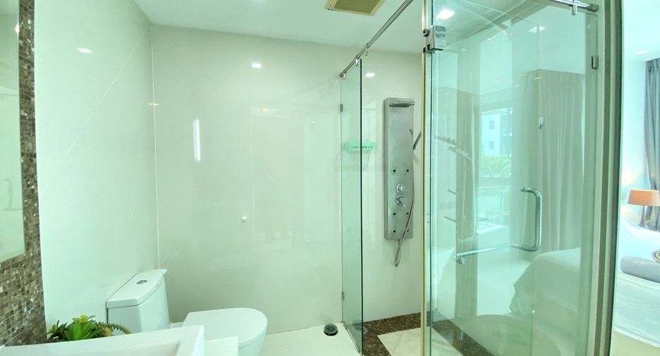 À louer 2 chambres condo à Bang Lamung, Chonburi