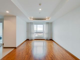 Condo en alquiler de 4 habitaciones en Pak Kret, Nonthaburi