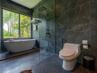 Condo en alquiler de 6 habitaciones en Thalang, Phuket