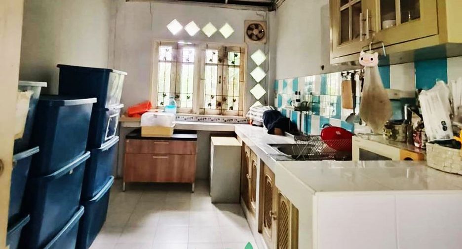 Продажа 3 спальни дом в Sai Noi, Нонтабури