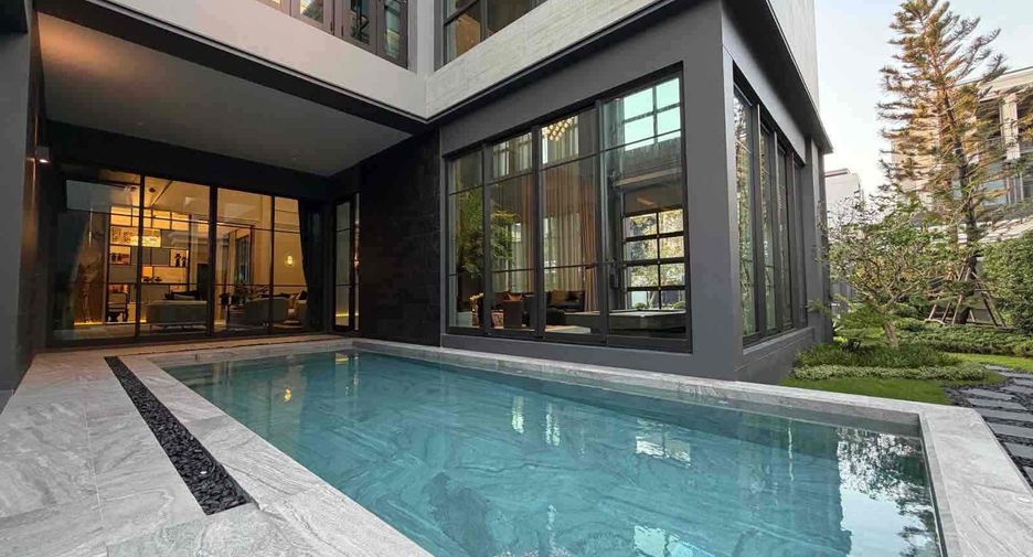 For rent 5 ベッドルーム house in Suan Luang, Bangkok