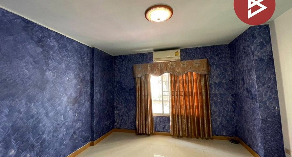 Reihenhaus zum Kauf mit 4 Zimmer in Bang Bon, Bangkok