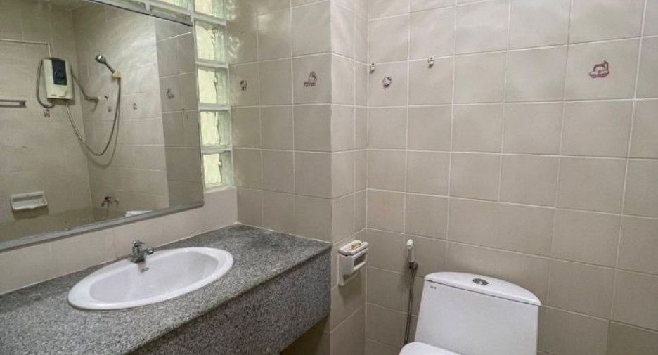 Reihenhaus zum Kauf mit 4 Zimmer in Bang Bon, Bangkok