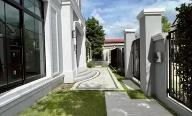 Haus zum Kauf mit 5 Zimmer in Thawi Watthana, Bangkok