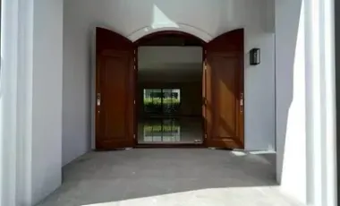 Haus zum Kauf mit 5 Zimmer in Thawi Watthana, Bangkok