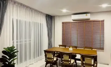 Haus zur Miete und zum Kauf mit 4 Zimmer in Lat Krabang, Bangkok