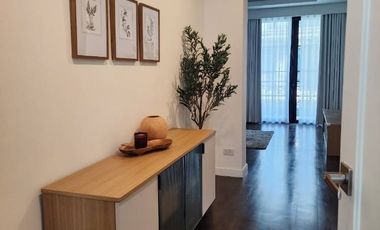 For rent 3 bedrooms townhouse in Yan Nawa, Bangkok