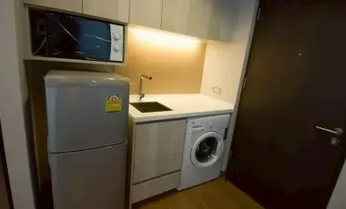 Wohnung zum Kauf mit 1 Zimmer in Khlong Toei, Bangkok