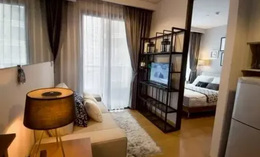 For sale 1 bed condo in Khlong Toei, Bangkok