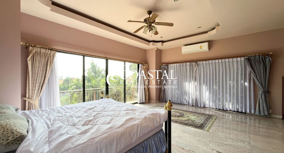 Haus zum Kauf mit 5 Zimmer in Bang Lamung, Chonburi