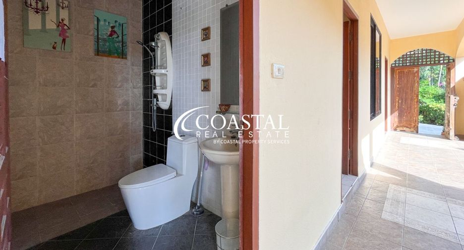 Haus zum Kauf mit 5 Zimmer in Bang Lamung, Chonburi