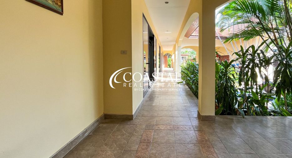 Haus zum Kauf mit 5 Zimmer in Bang Lamung, Chonburi