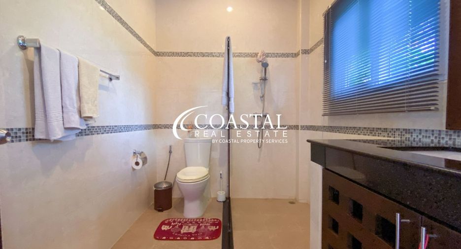 For sale 4 bedrooms house in Huay Yai, Pattaya