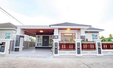 À louer et à vendre 3 chambres maison à Bang Lamung, Chonburi