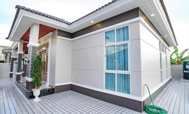 À louer et à vendre 3 chambres maison à Bang Lamung, Chonburi