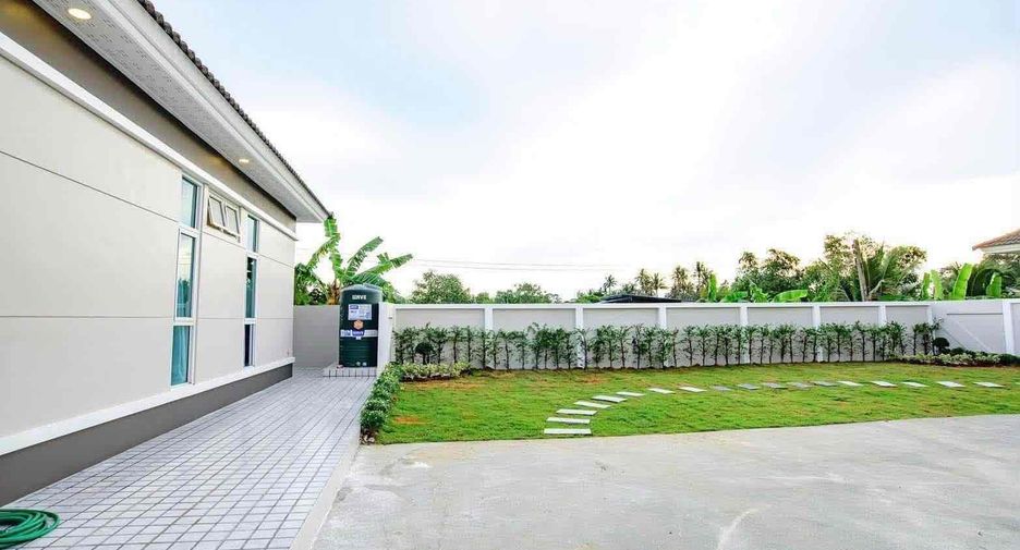 À louer et à vendre 3 chambres maison à Bang Lamung, Chonburi