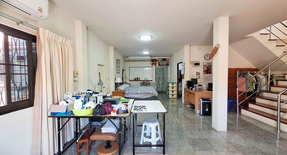 Haus zum Kauf mit 3 Zimmer in Mueang Nong Khai, Nong Khai