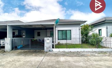 出售 2 卧室 独立屋 在 Si Racha, Chon Buri