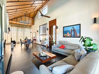 Haus zur Miete und zum Kauf mit 3 Zimmer in Bang Lamung, Chonburi