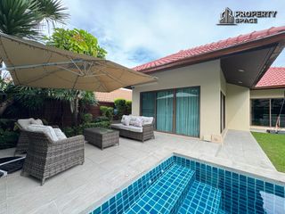 Villa en alquiler y en venta de 4 habitaciones en Bang Lamung, Chonburi
