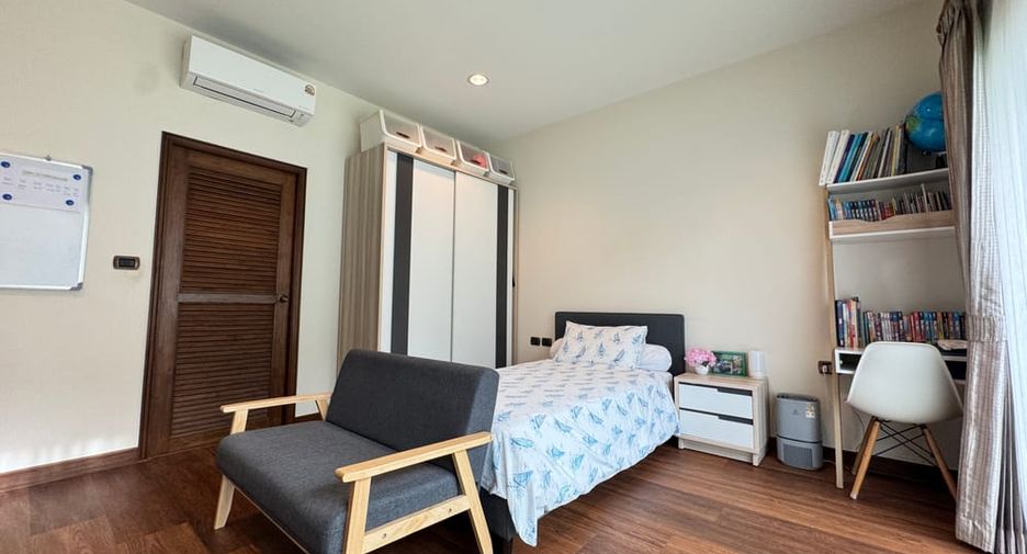 Villa en alquiler y en venta de 4 habitaciones en Bang Lamung, Chonburi
