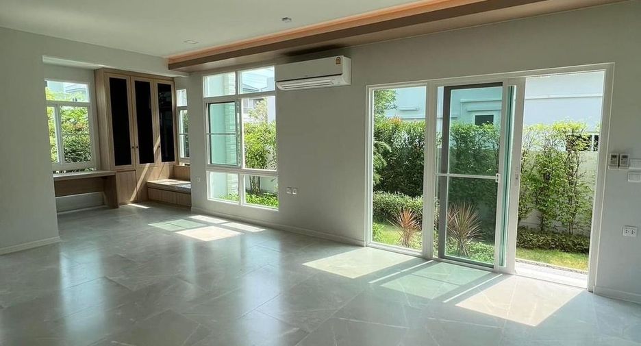 For sale 4 bedrooms house in Prawet, Bangkok
