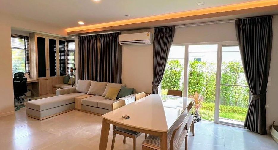 For sale 4 bedrooms house in Prawet, Bangkok
