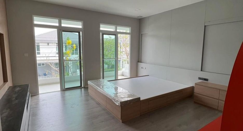 For sale 4 bedrooms house in Prawet, Bangkok